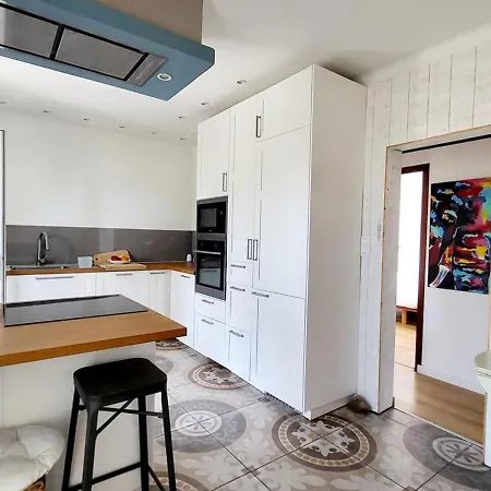 Renovee A Capbreton: 8 Pers, Grand Jardin, Proche Et Commodites - Fr-1-413-226 * Capbreton